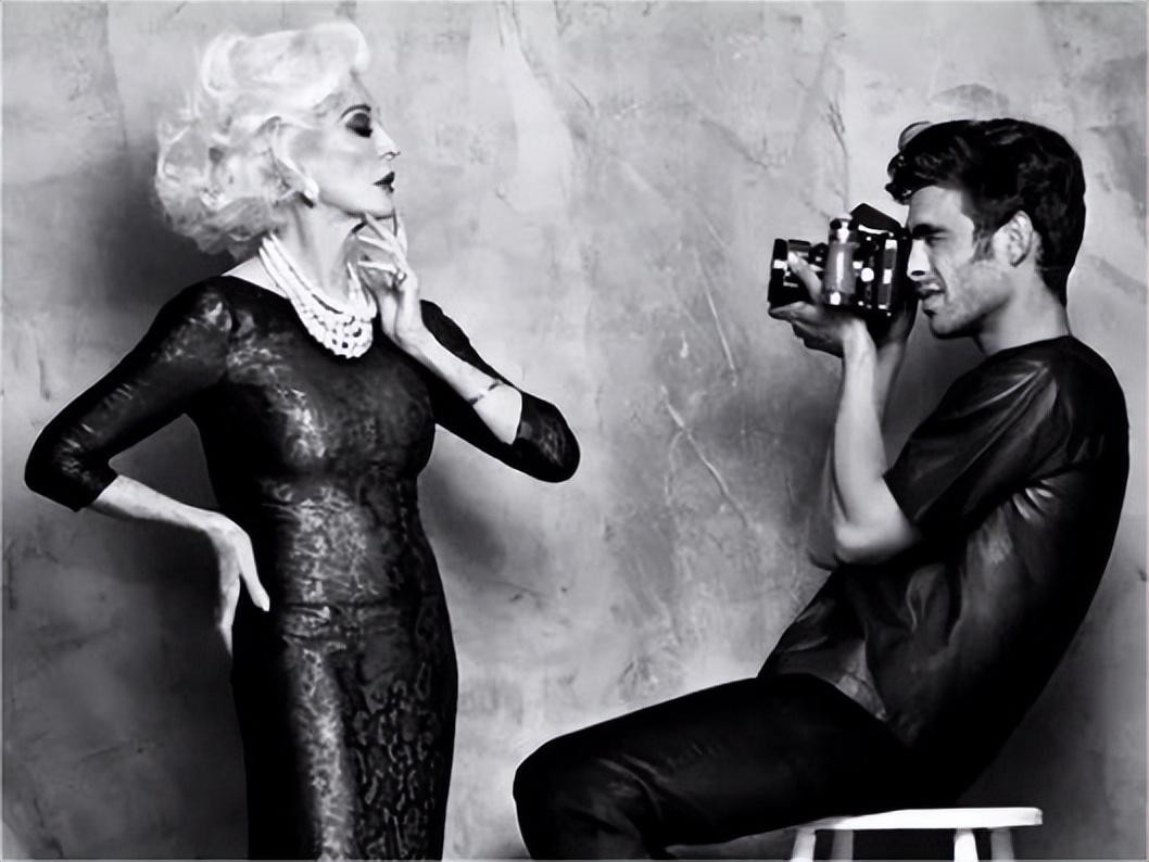 名模卡门20-80岁的成长历程,91岁超模卡门戴尔美了一辈子