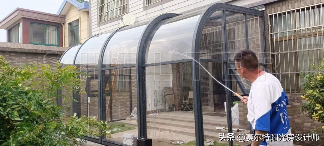 江苏南京露台阳光房效果图,别墅庭院移动式智能阳光房