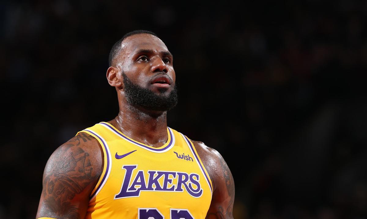 詹姆斯右脚肌腱手术,詹姆斯肌腱撕裂后续