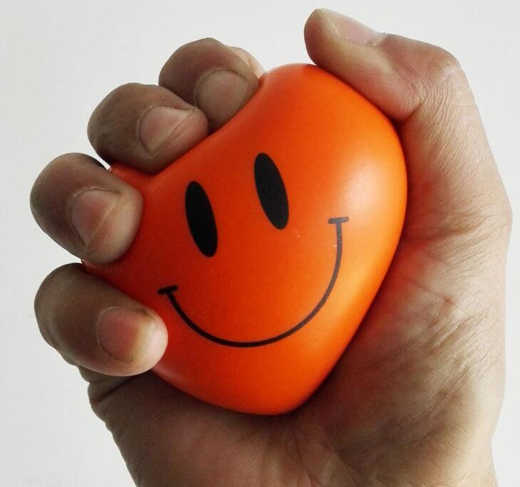 我和女儿在新加坡被毁三观，售货员：“这里是新加坡，不是中国”