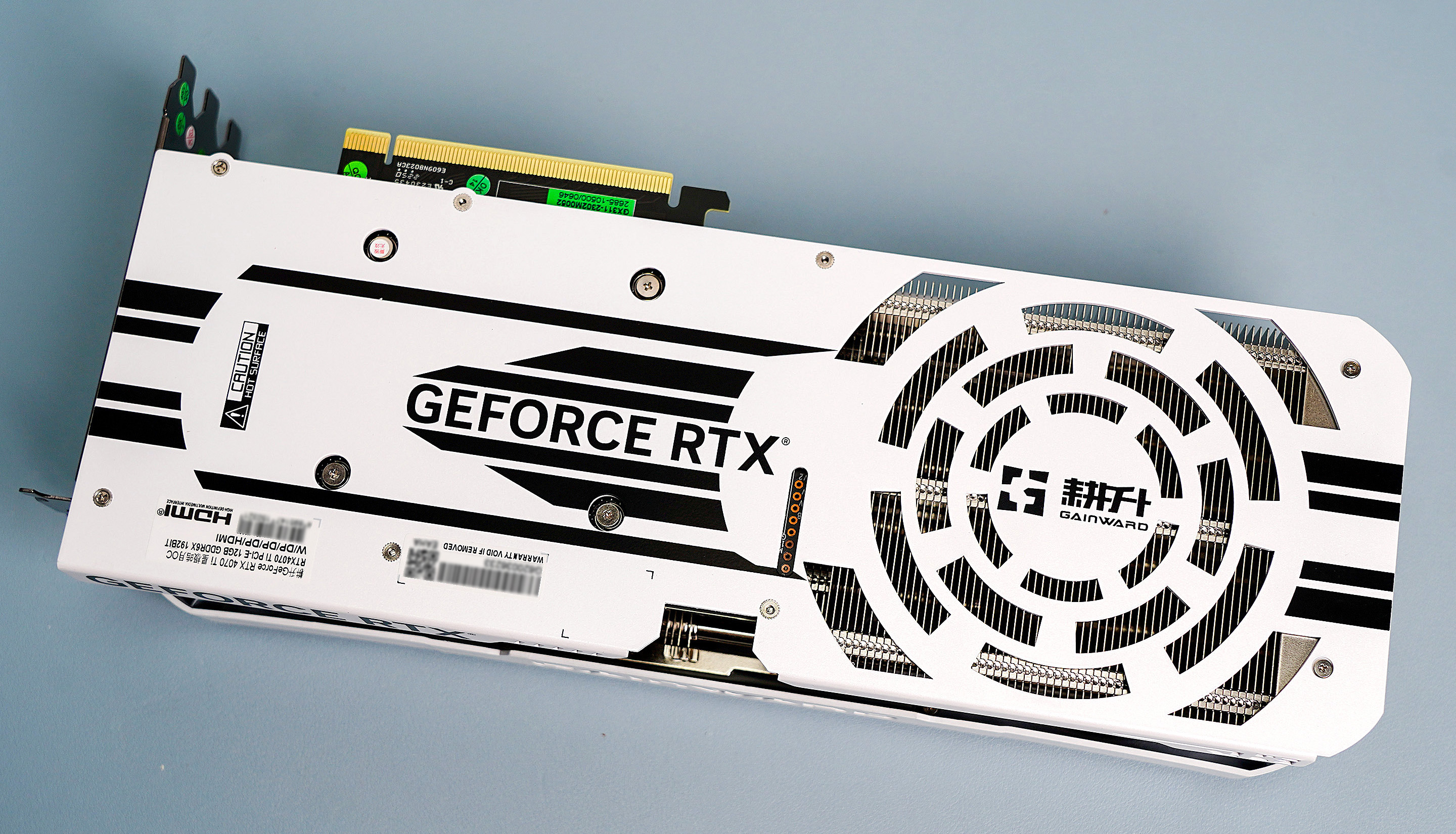 最新装机方式：背插式体验，I7+B760+RTX4070Ti攒台白白的主机