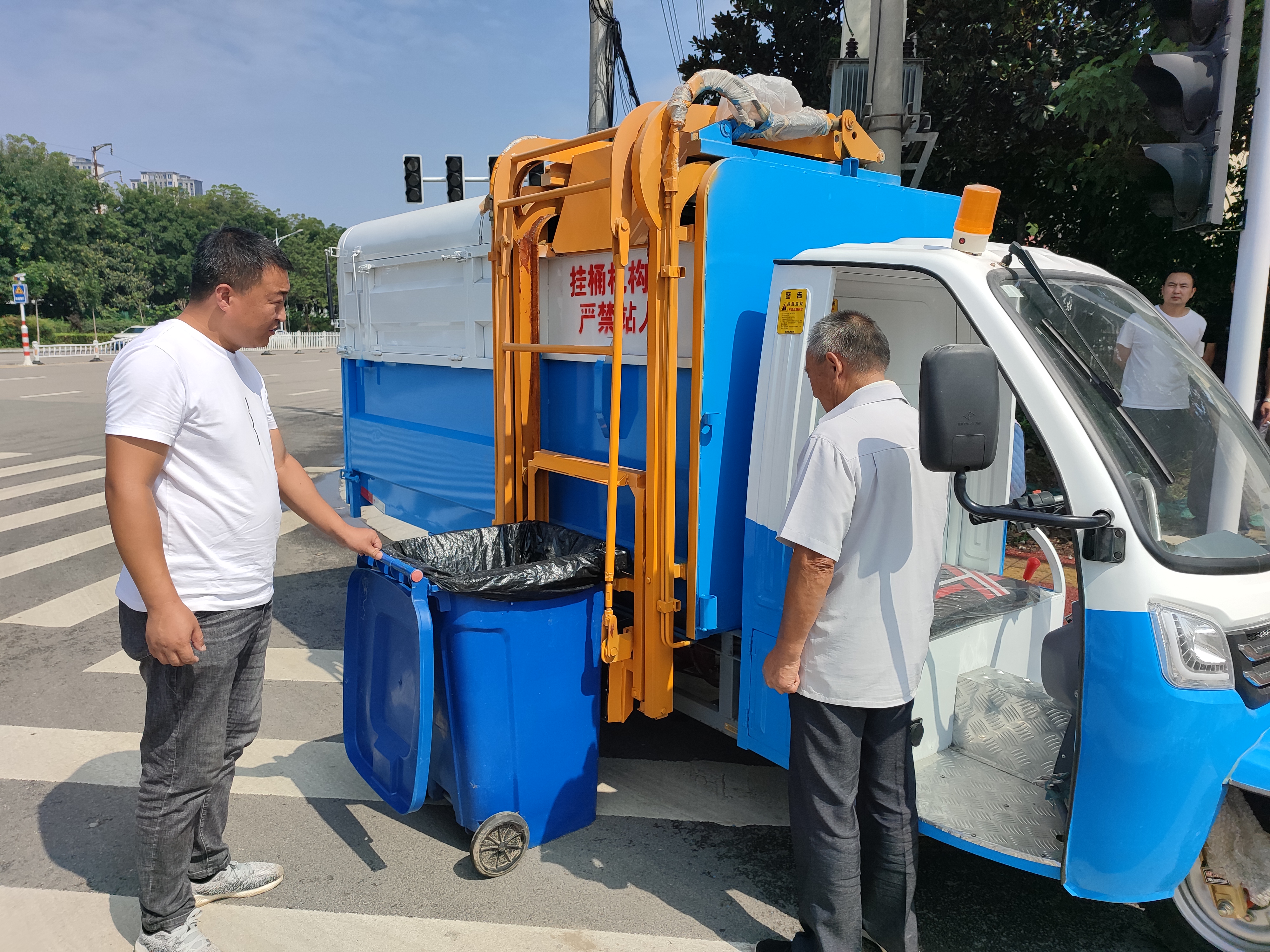 新能源汽车三电介绍,新能源三电系统指的是什么