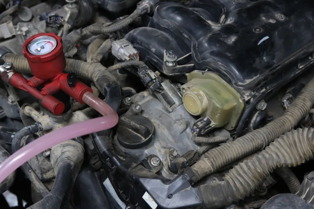 翻新车十二代皇冠修复全过程,12代皇冠25万公里要更换什么