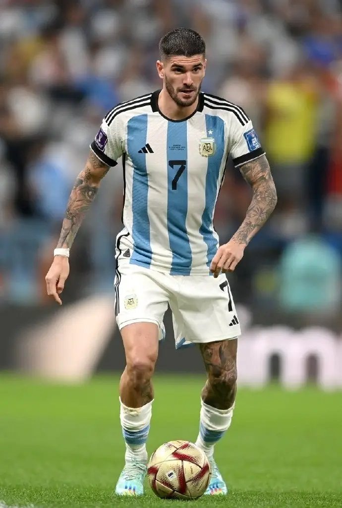 2022世界杯与梅西c罗齐名的球员,2022世界杯最佳球员排名是谁