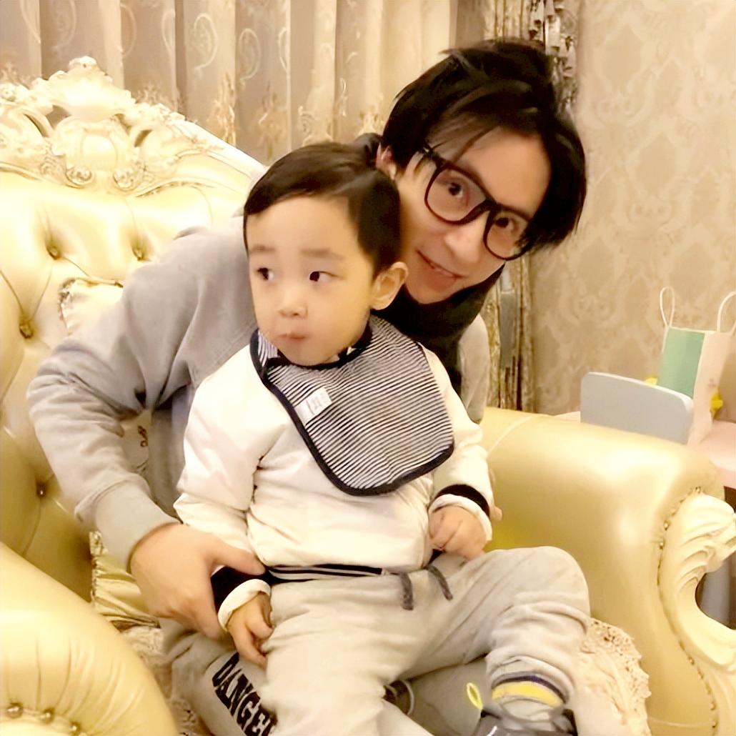 薛之谦与前妻复合原因,薛之谦和前妻复合了么