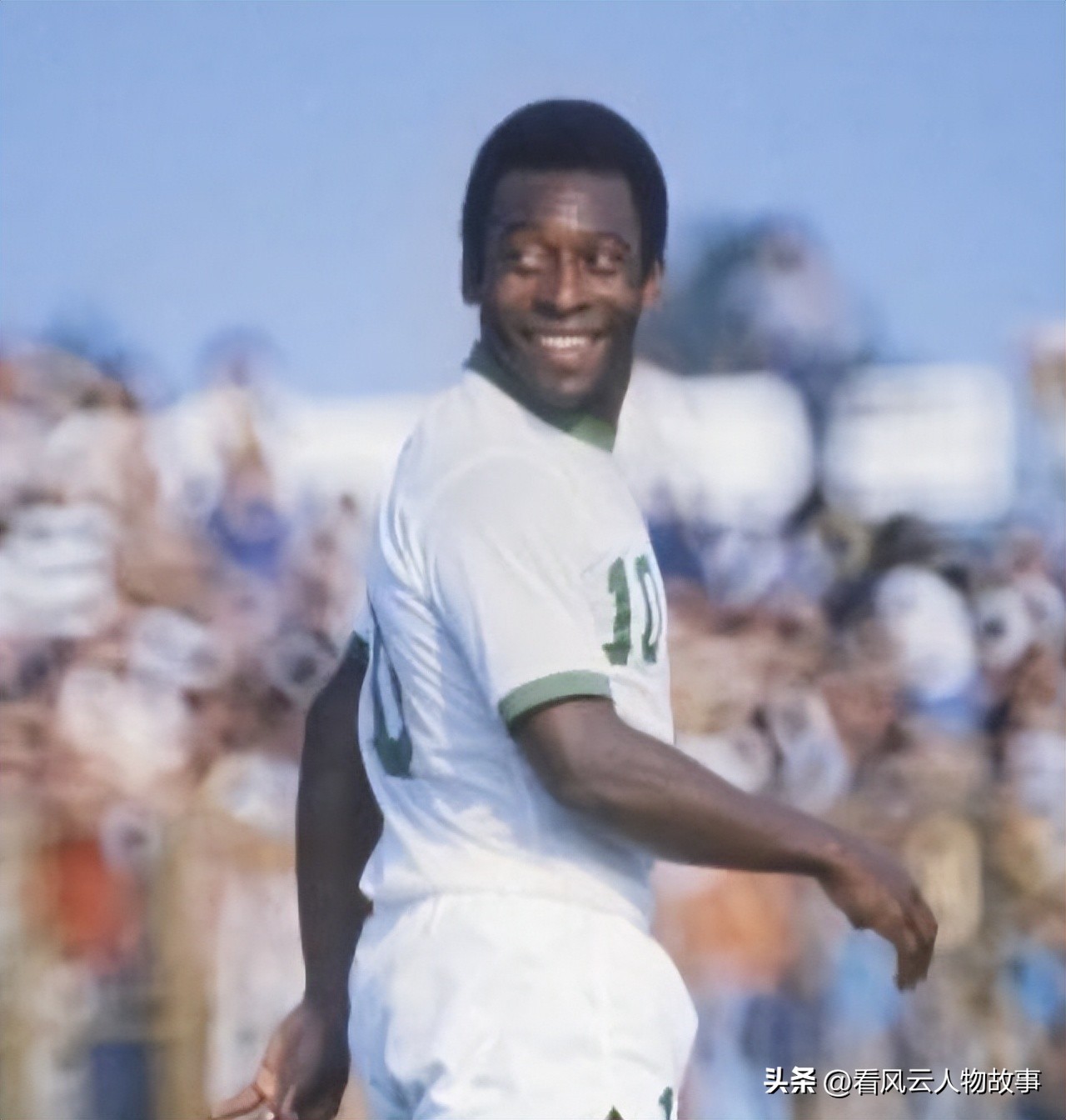 贝利为什么不喜欢罗纳尔迪尼奥,贝利从贫民窟到一代球王