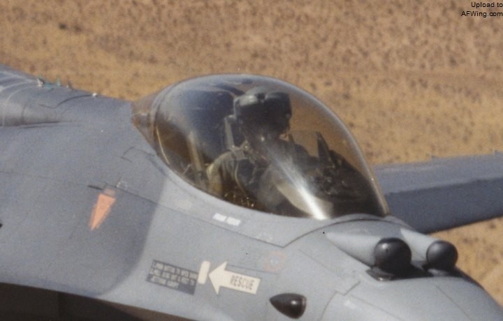 洛克希德f-16战斗机,蝰蛇的秘密f16