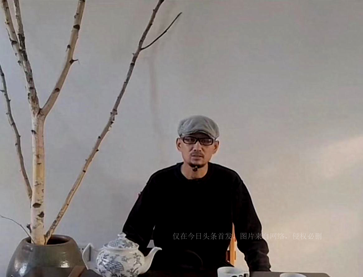 阿宝被揭穿身份后淡出娱乐圈,阿宝退出歌坛后如今过得怎么样