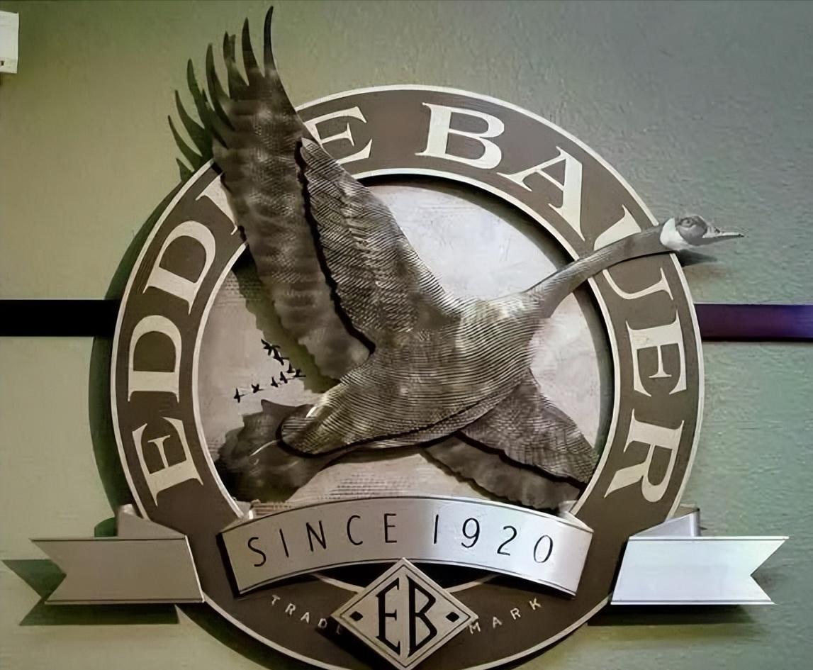 品牌羽绒服棉服推荐,羽绒服和棉服更推荐哪一种