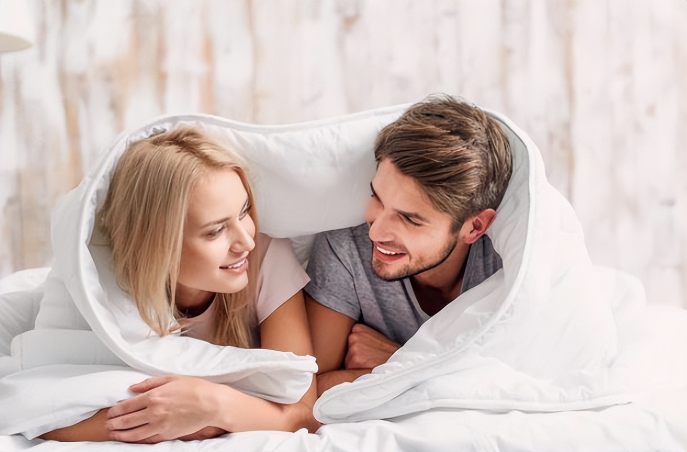 一位单身女青年的疑问：同房时，男人尿尿和射精会同时发生吗？