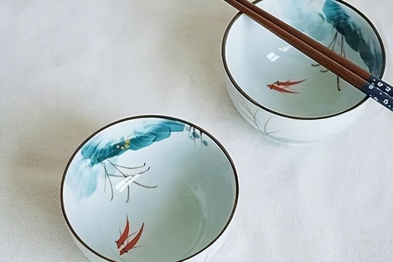 不管有钱没钱这三种钱不能花,不管有钱没钱这三种衣服早扔掉