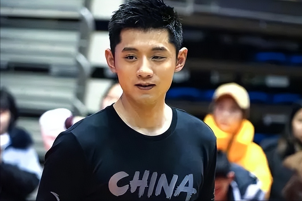 张继科掀开娱乐圈遮羞布，大量明星赌照流出，周杰伦牵连其中