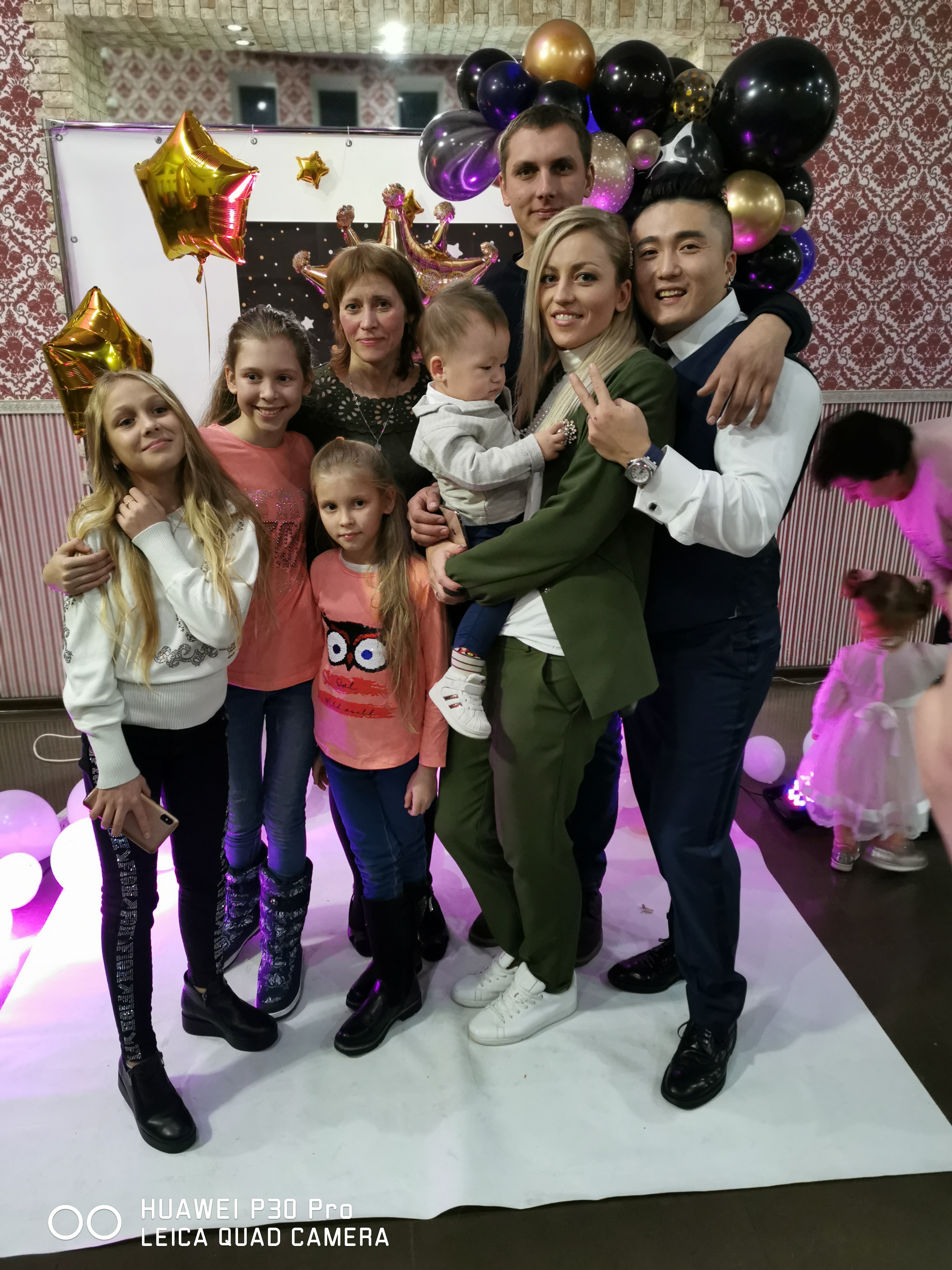 25年前河南小伙娶乌克兰美女,中国小伙娶19岁乌克兰妻子现状