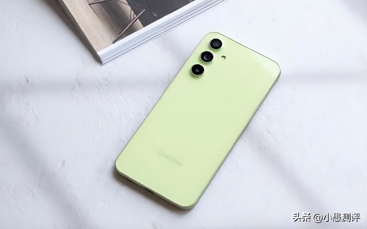 三星出新旗舰旧旗舰会降价吗,三星去年旗舰机值得购买吗