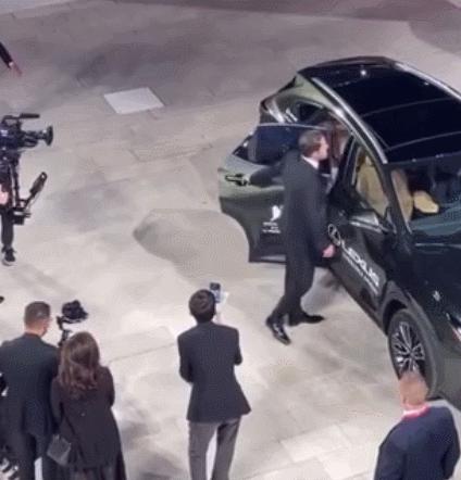 世纪复合！分手20年，他们双双离婚，官宣领证