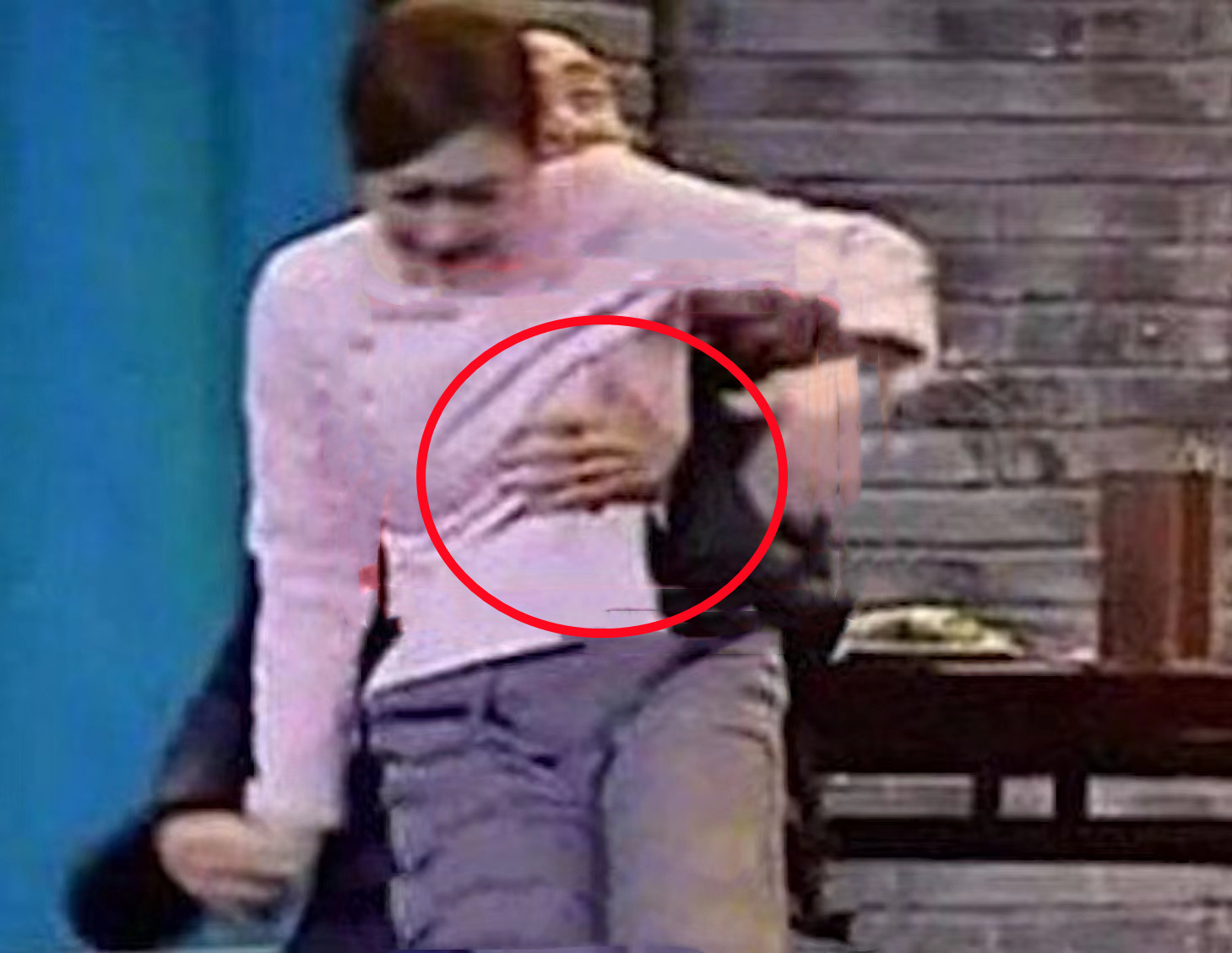 娱乐圈的假戏真做，撕开了女演员“清白”的最后一块“遮羞布”