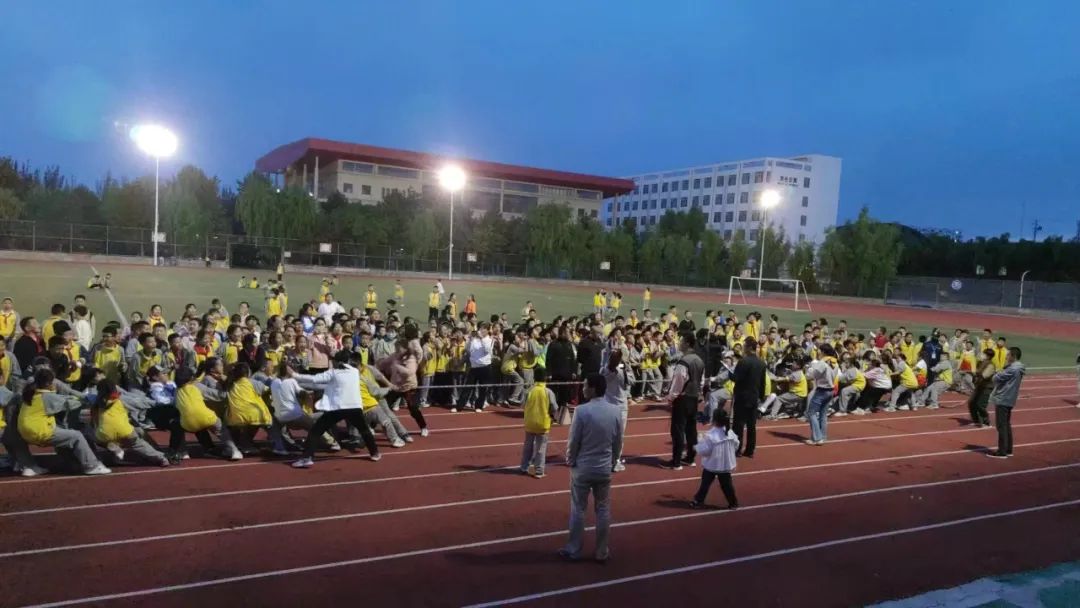 小学生寒假综合实践活动简报,北郊中心小学五年级综合实践活动