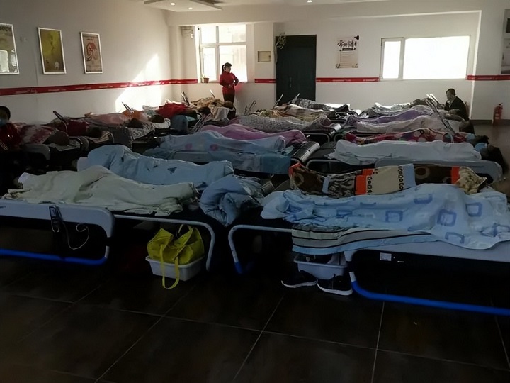 大连海关查获辐射超标保平安,大连机场查获辐射能量石