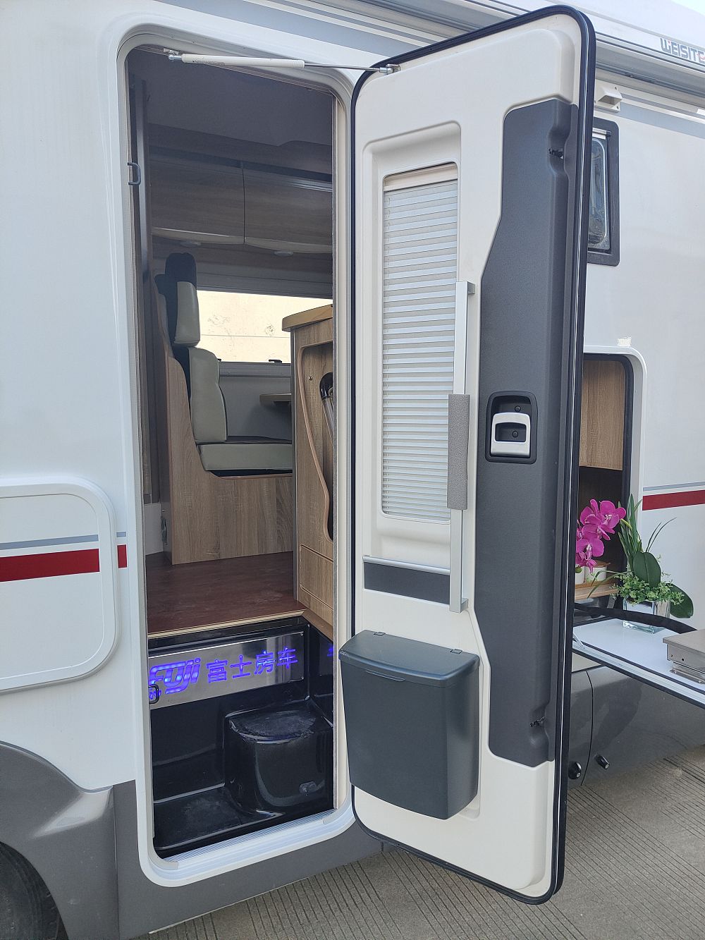 最新款五十铃轻卡房车,五十铃轻卡房车最新款配置