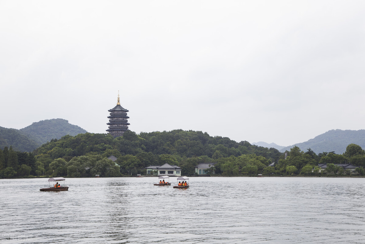 西湖断桥风景美图,西湖三月天美图