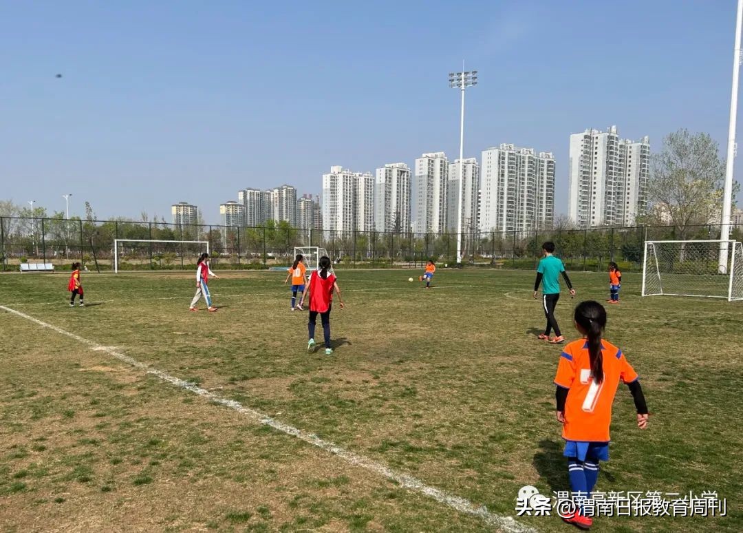 激情飞扬绿茵场的视频,激情飞扬绿茵场视频