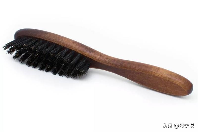 皮鞋护理鞋油带刷子,皮鞋护理膏和鞋油