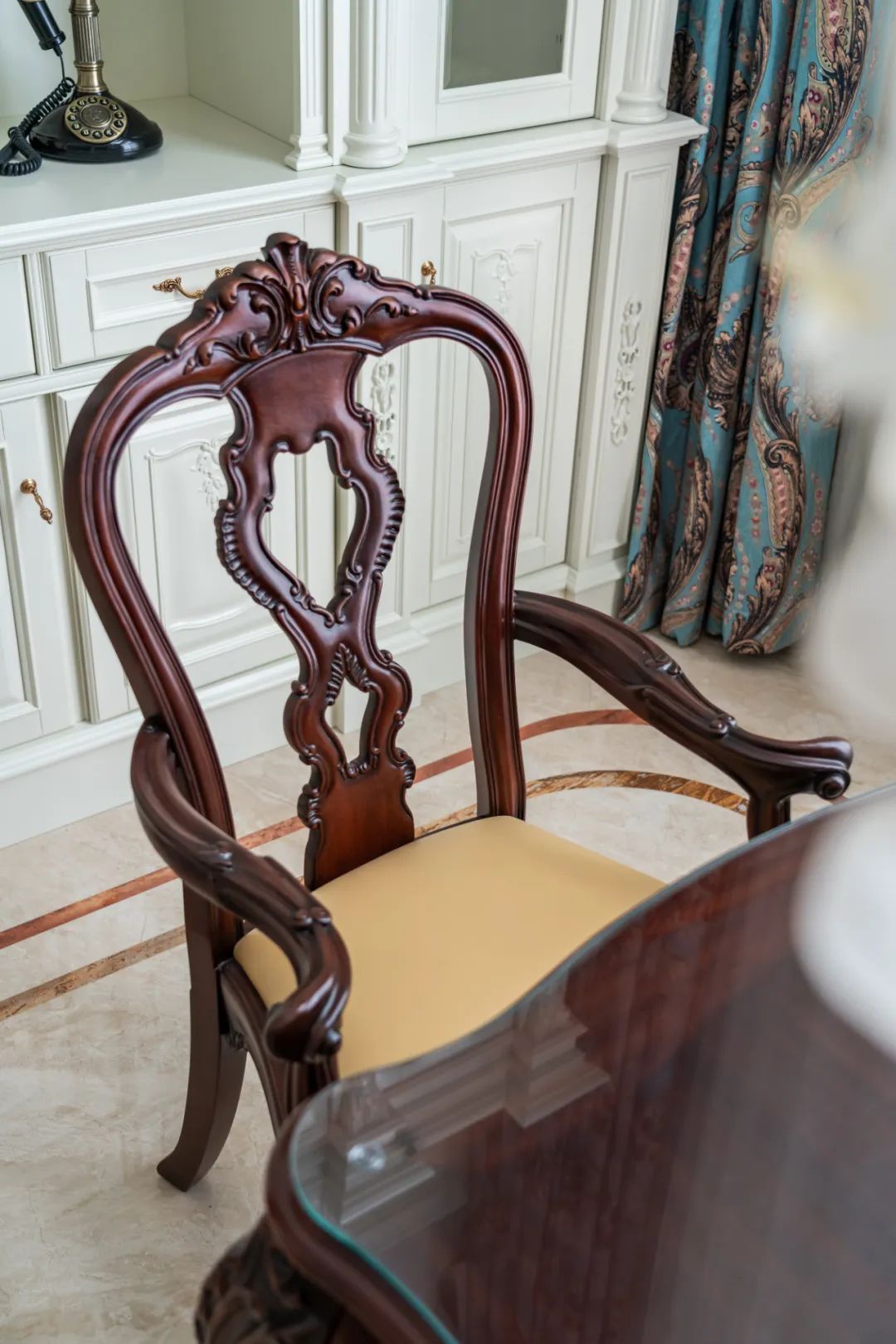 桃花心木的深度分析,桃花心木的优点与缺点