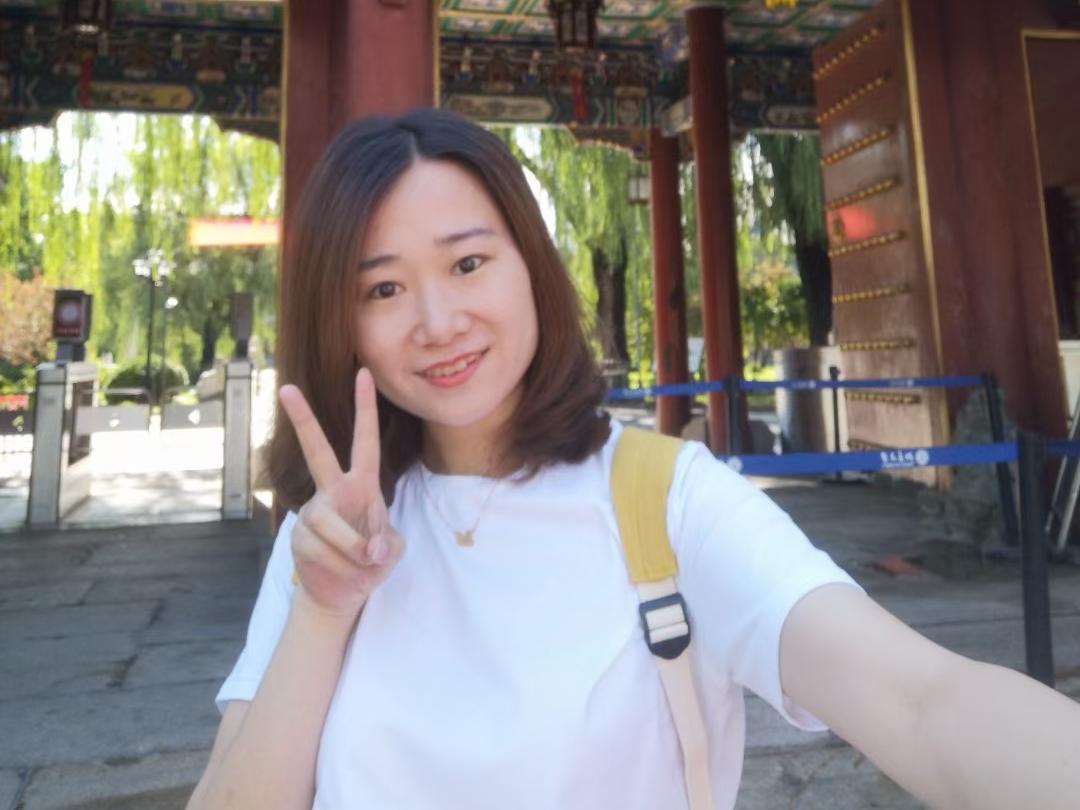 四川天府实验小学,三尺讲台绽芳华共成长