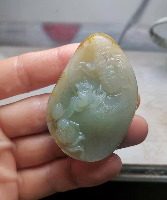 漫卷和田玉吧，漫卷诗书少年狂，灯下独舞异乡客。吧主原创