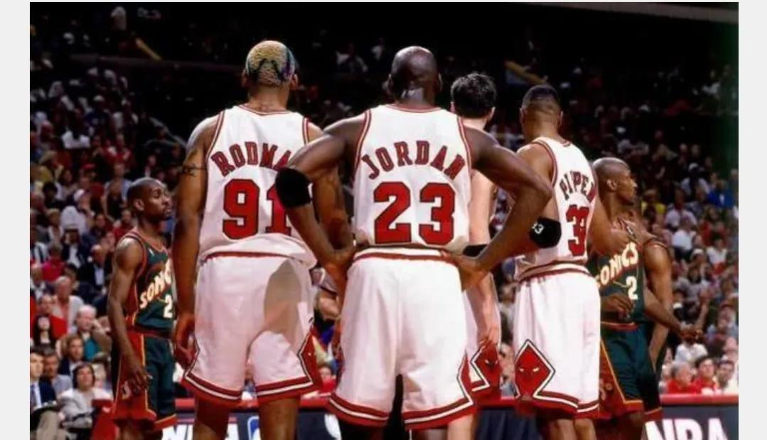 nba18-19总冠军勇士阵容,美媒排出历史前10的超级球星