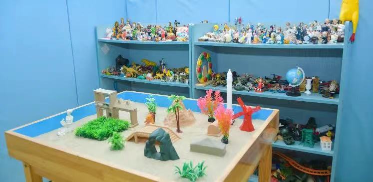 抽动症孩子家长怎样去心理疏导,专家提醒治疗抽动症先确定病因