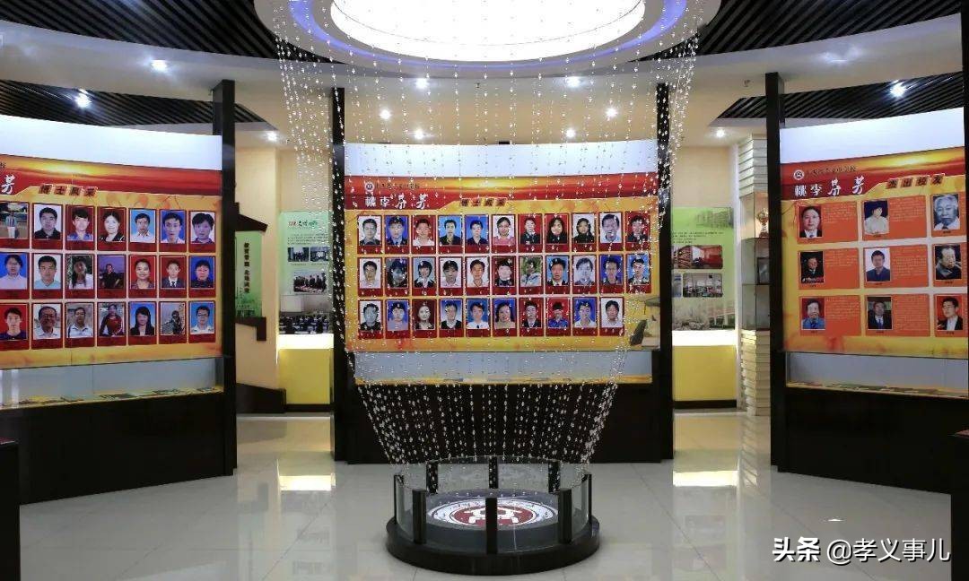 70年栉风沐雨70载春华秋实,70年栉风沐雨70年砥砺前行