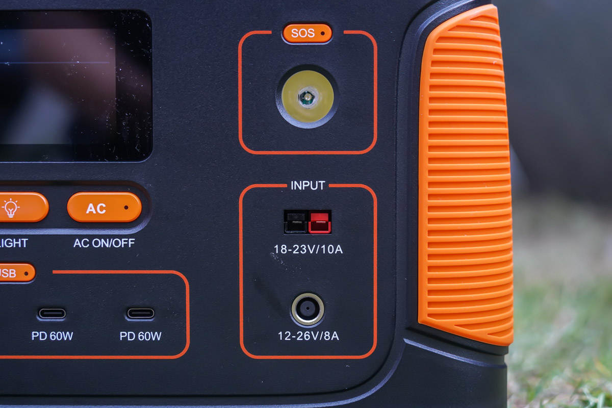 金威澎全兼容快充10000mah,支持80w无线充电