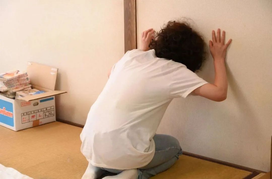 如何与内敛的男人相处,跟沉默寡言的男人谈恋爱怎么办