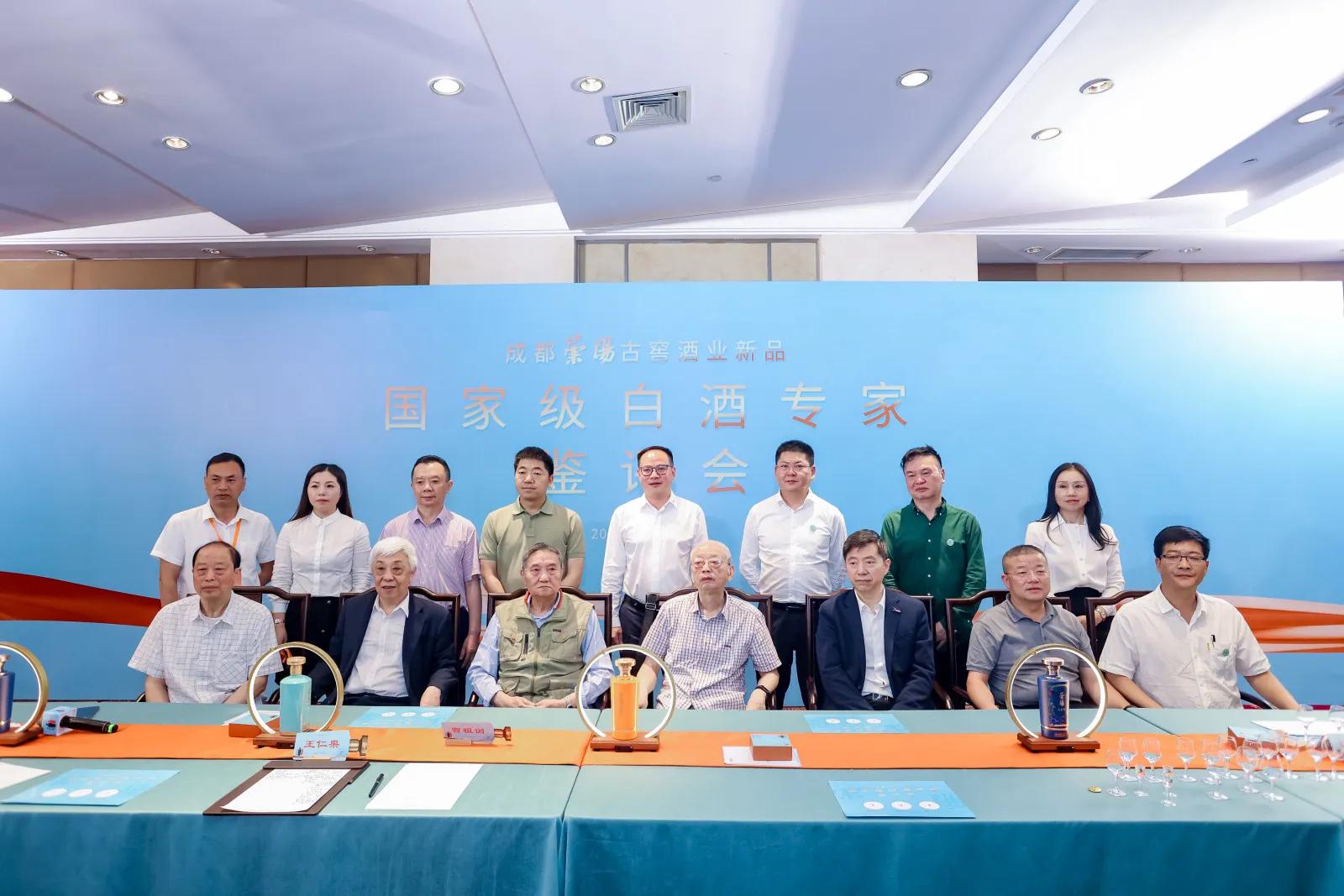 崇阳酒业百年老窖,老牌名酒焕发生机