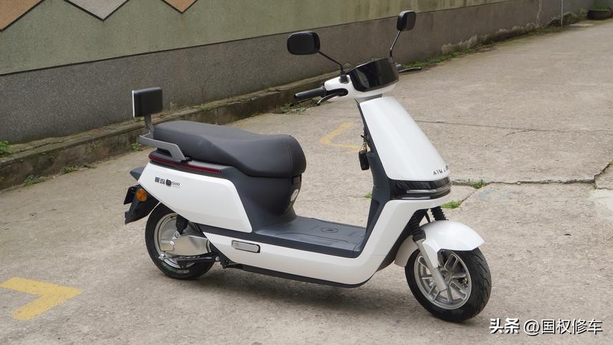 雅迪电动车和爱玛电动车哪一种好,购买雅迪电动车的10大好处