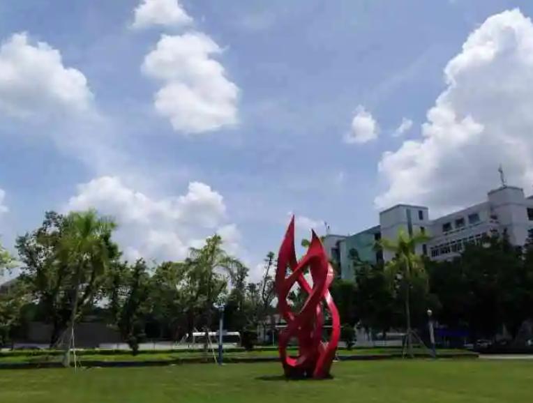 很有背景就业比211还好的四所大学,15所招不满的985大学压线就能过