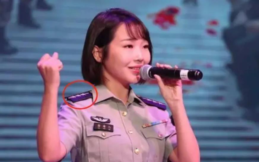 部队军官最新军衔对应时限,现在部队上的军衔是怎样区分的