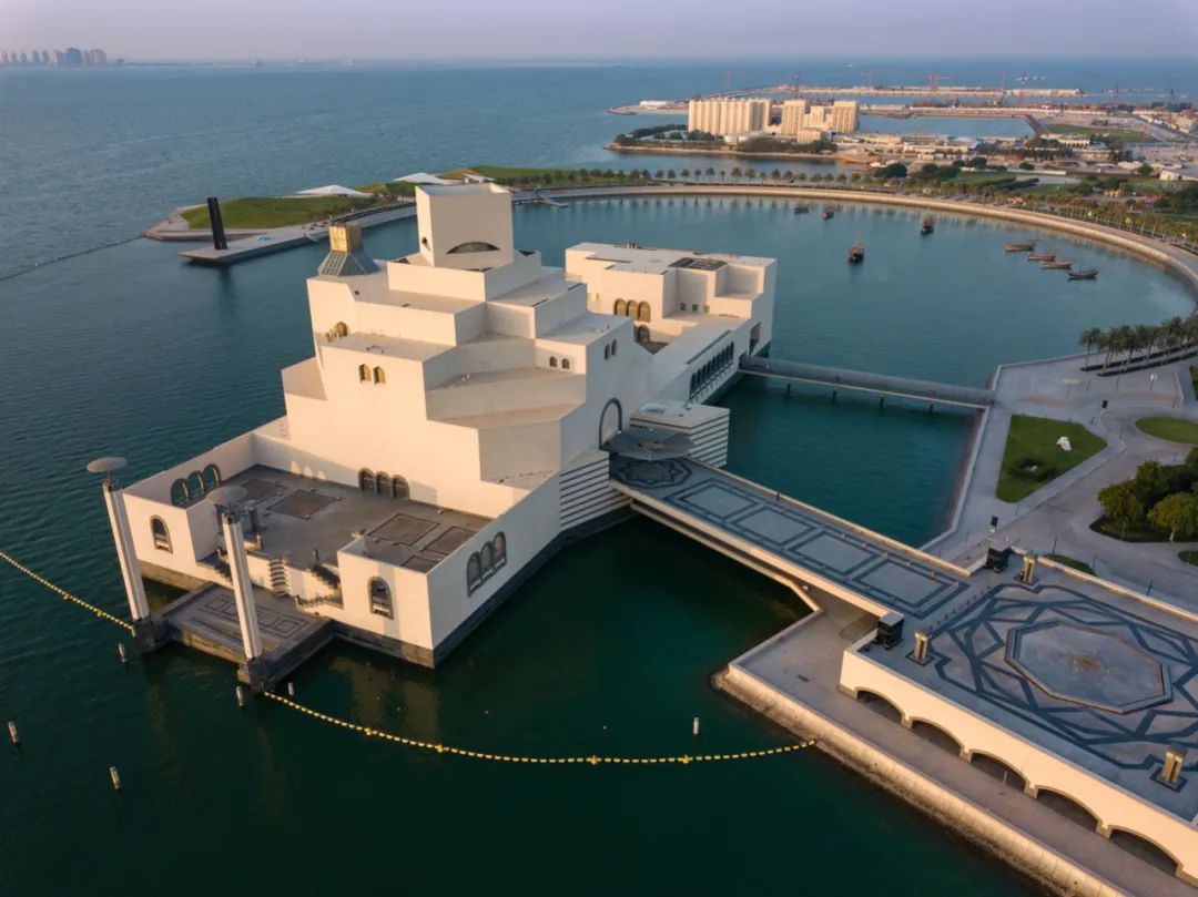 耗资30亿打造的科技之城,世界上跨度最大的体育馆