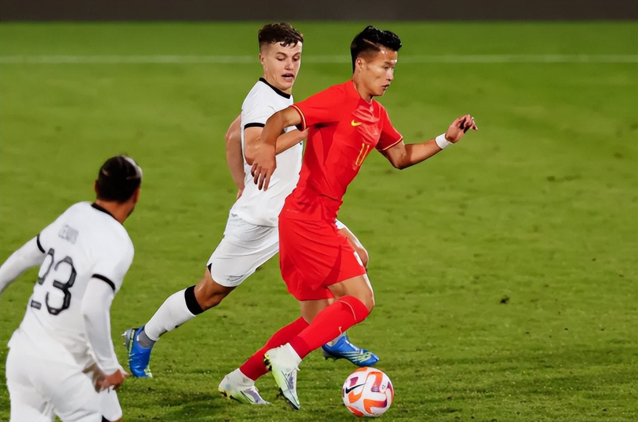 国足武磊最新名单,国足首发阵容名单武磊韩国