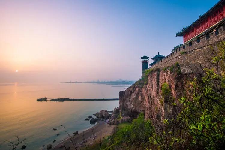 唐墓挖出战国墓,唐墓出土文物