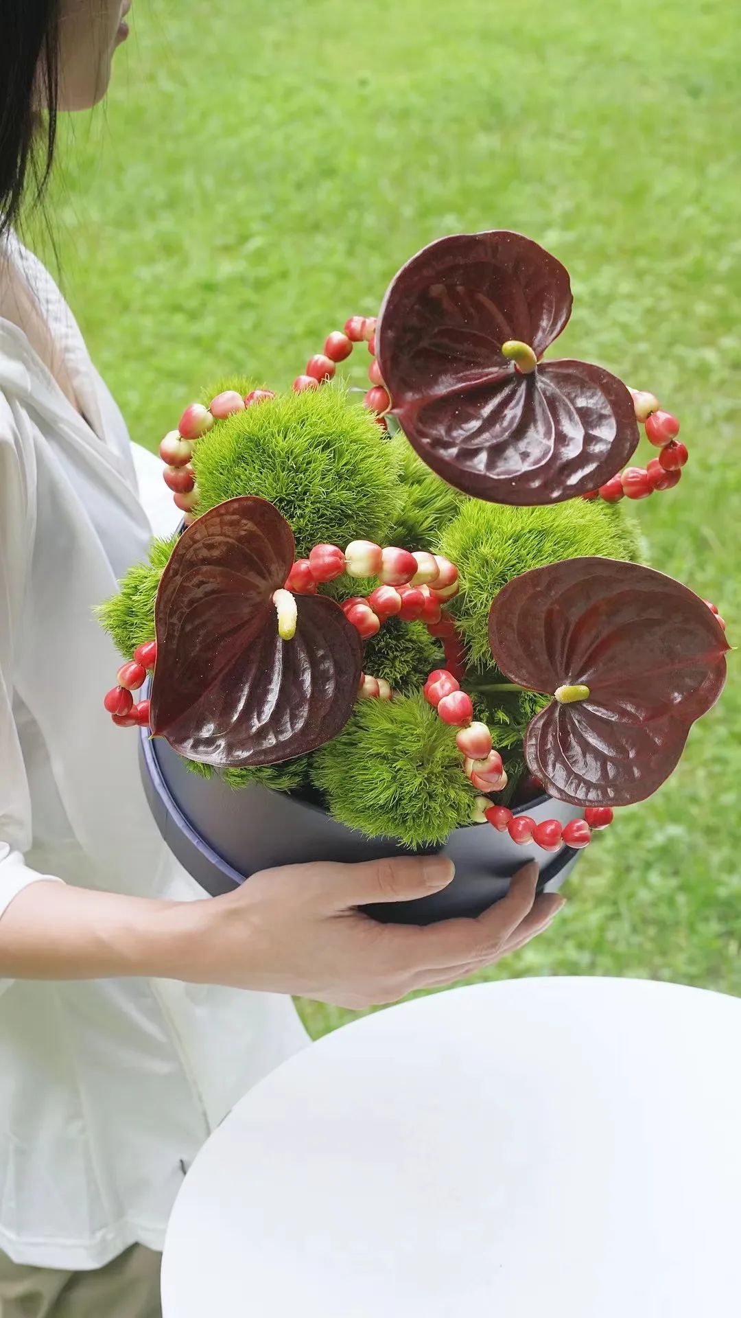 22岁，疫情下开62㎡花店，月营业额做到6万元，独特是他的标签