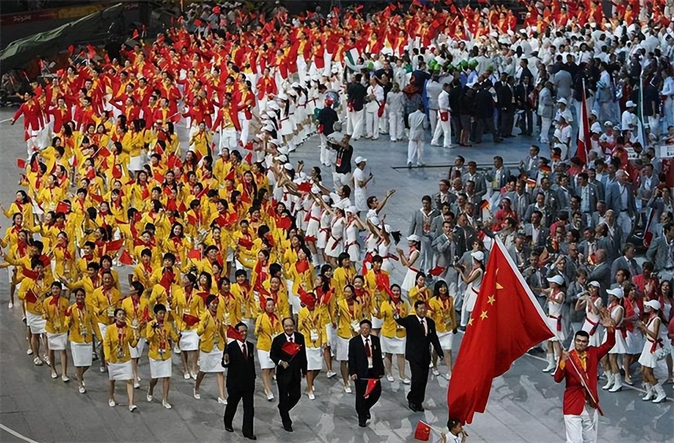 耗资1.88亿鸟巢,鸟巢耗资