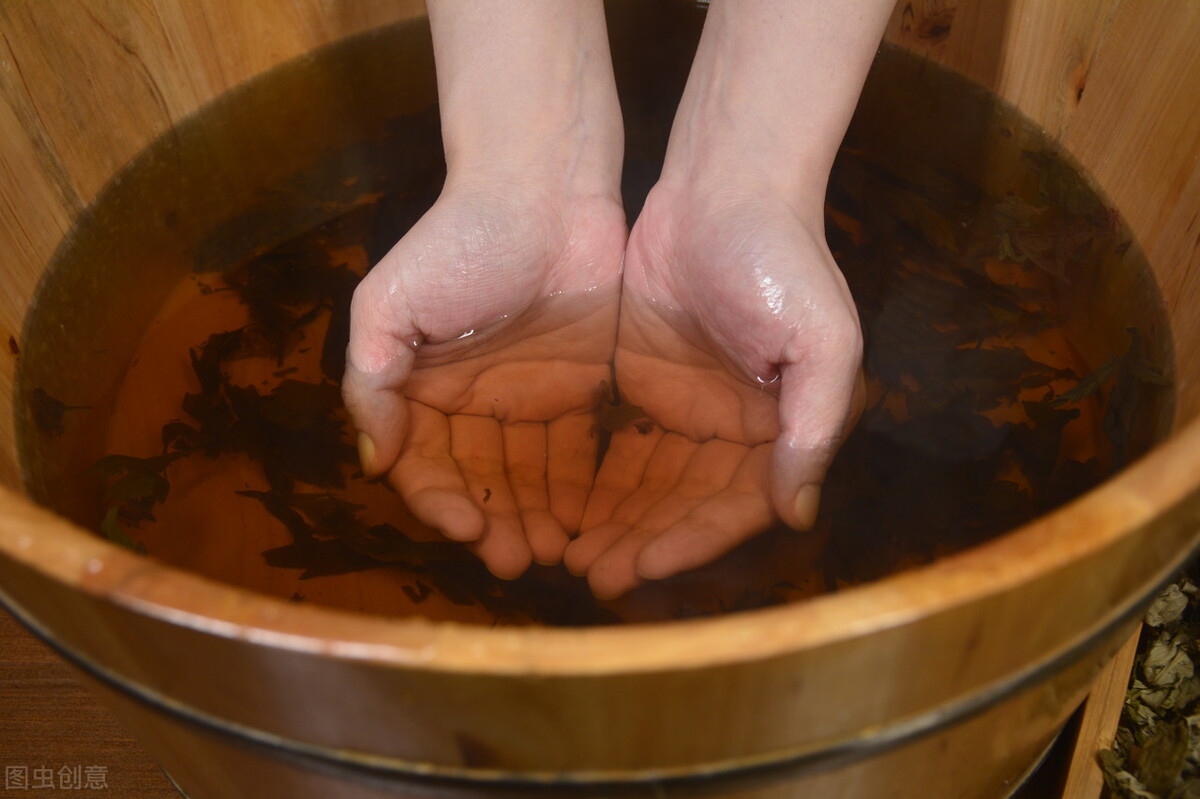 端午前后适合“药浴”，药浴有何好处？农村有哪些花草适合药浴？