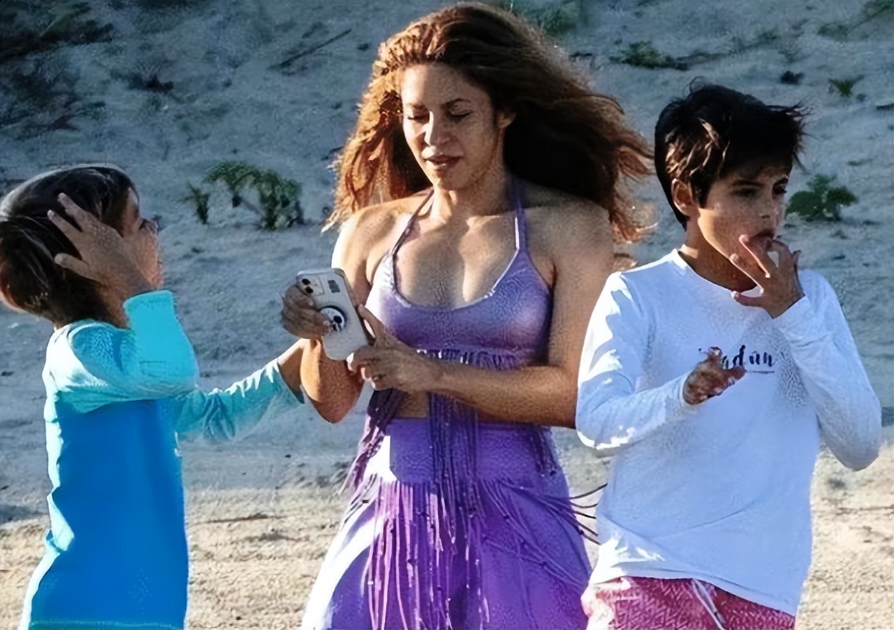 皮可夏奇拉离婚没有,皮克离婚了吗