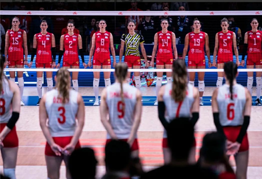 半决赛土耳其女排败给塞尔维亚,2021土耳其女排vs塞尔维亚