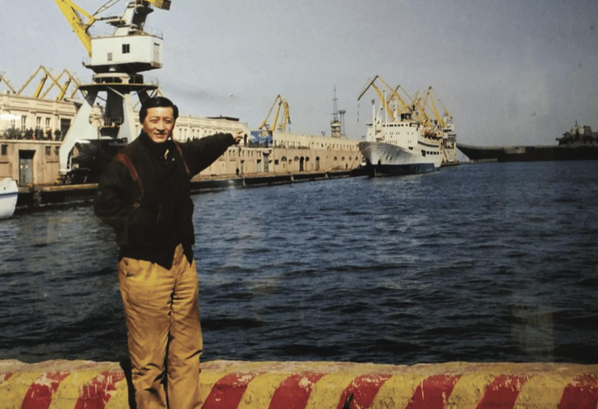 中国花2000万美元买下瓦良格号，舰内是否有图纸？多年后揭开真相