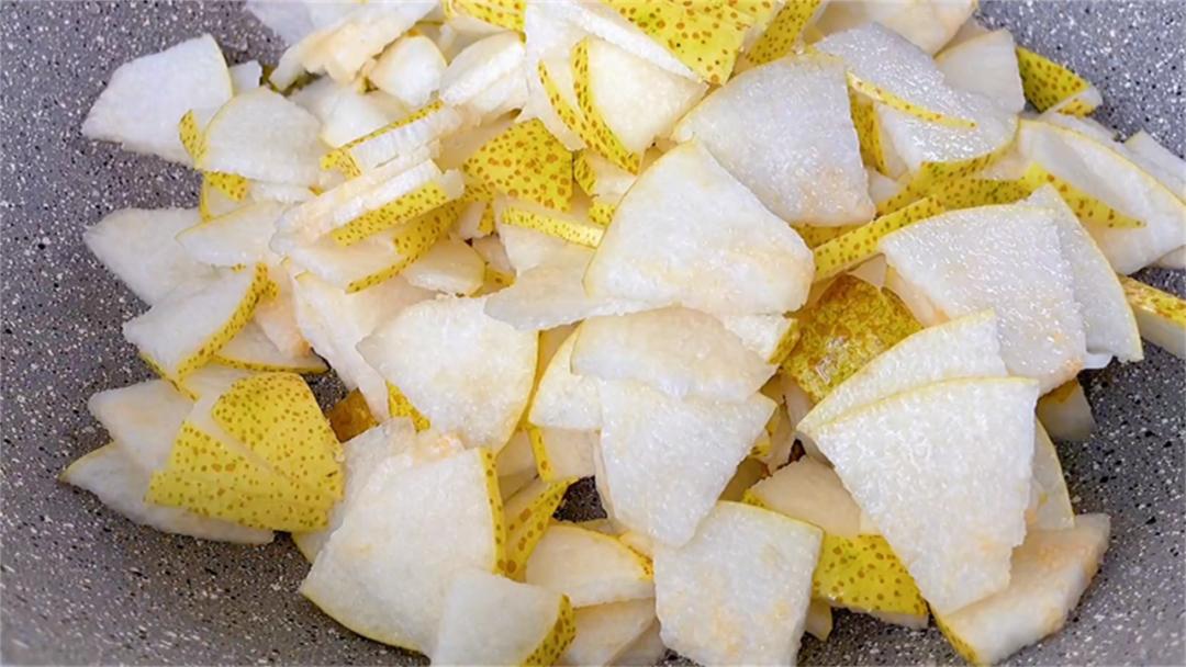 咳嗽厉害加什么能润肺化痰,燥热咳嗽喝什么止咳润肺