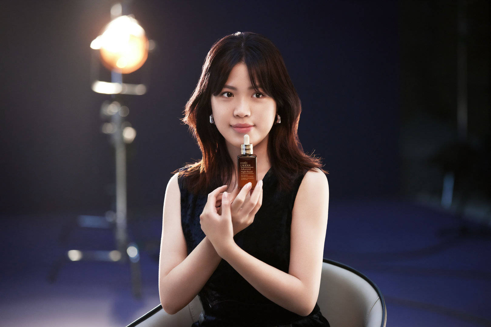 杨倩夺下奥运首金全过程,24岁奥运冠军杨倩近照