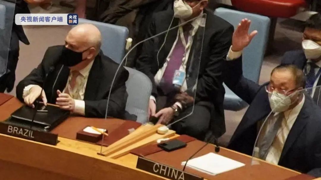 美股大跌黄金崩盘,黄金大跌最新消息美股